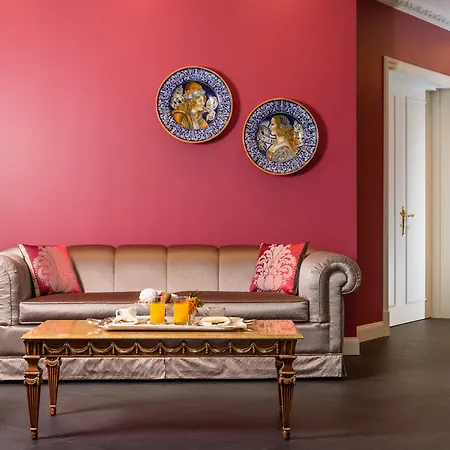 Hotel E Palazzo Aminta - A Leading Of The World