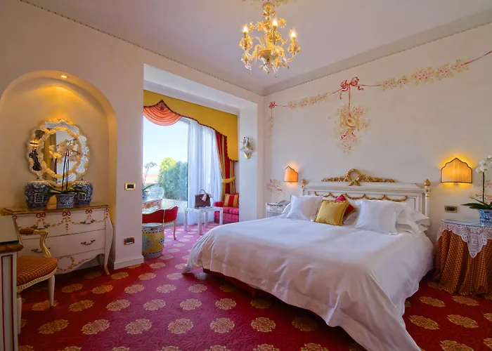 E Palazzo Aminta - A Leading Of The World Отель 5*