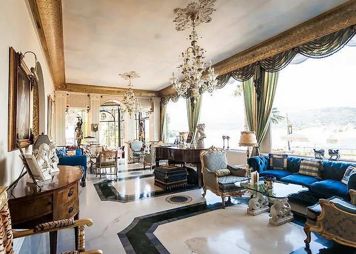 Отель E Palazzo Aminta - A Leading Of The World Стреза