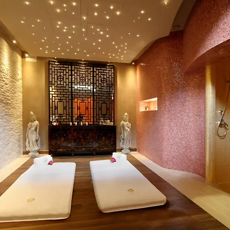 E Palazzo Aminta Hotel 5*
