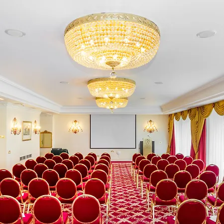 מלון E Palazzo Aminta - A Leading Of The World 5*